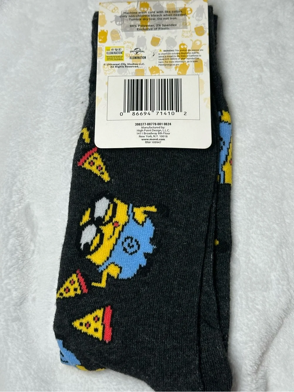 Minions Despicable Me Crew Socks Pizza Graphic Mens